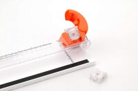 Peach PC200-15 | 3 in 1 Schneidemaschine | Rollenschneider | schneidet 5 Blätter (80g/m²) | Schneidemesser leicht austauschbar | kompaktes Design