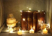 Idena 38204 - LED Teelichter, 6 Stück, elektrische Kerzen mit flackerndem Licht, mit Fernbedienung, inklusive Batterien, Deko für Hochzeit, Party, Weihnachten, Ostern, als Stimmungslicht