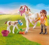 PLAYMOBIL Country 71243 Pferd mit Fohlen, Tiere für den Reiterhof, Spielzeug für Kinder ab 4 Jahren