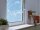 tesa doppelseitige Klebepads TACK / Transparente Klebestreifen zum Aufhängen an Wänden, Fenstern und Spiegeln / 1 x 60 Pads