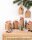 folia 9385 - Adventskalender-Set "Hygge Dorf", DIY Bastel-Set mit Geschenk-Schachteln zum Befüllen, 24 Häuser zum Aufhängen oder Aufstellen, als Geschenk und besondere Weihnachts-Deko,wiederverwendbar